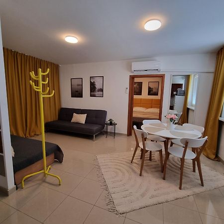 Turecka 49 Apt 2 Nové Zámky エクステリア 写真