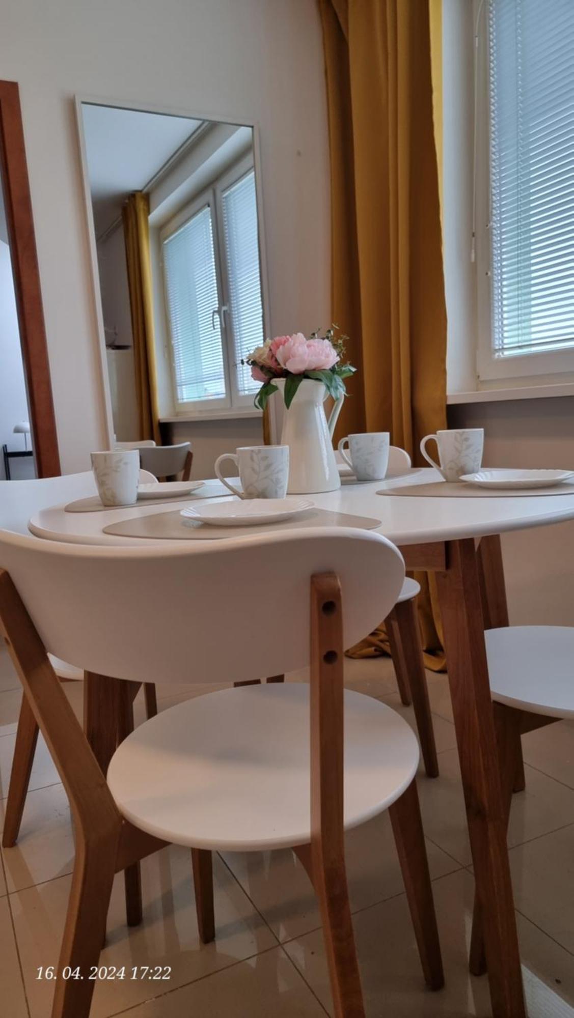 Turecka 49 Apt 2 Nové Zámky エクステリア 写真