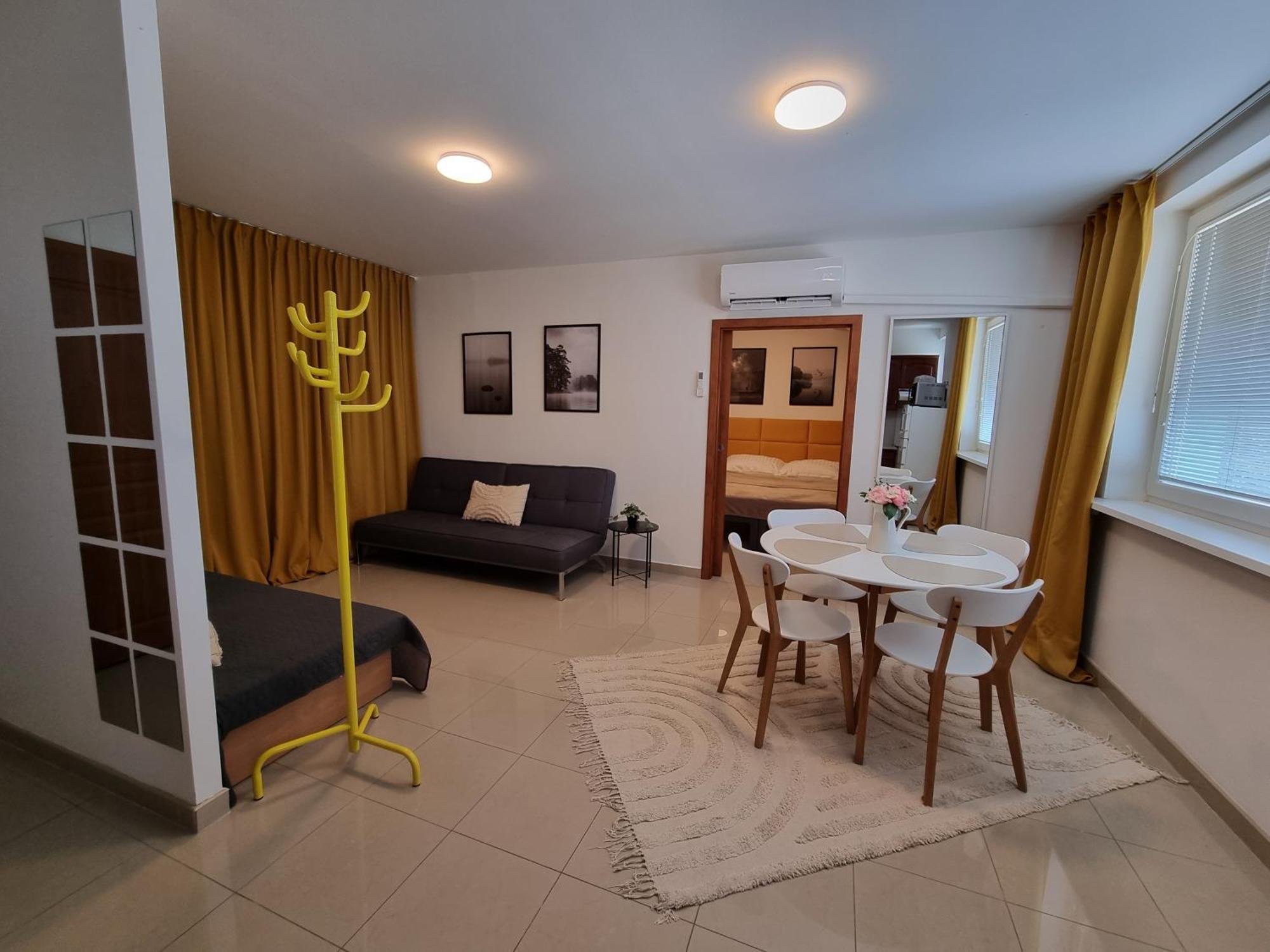 Turecka 49 Apt 2 Nové Zámky エクステリア 写真