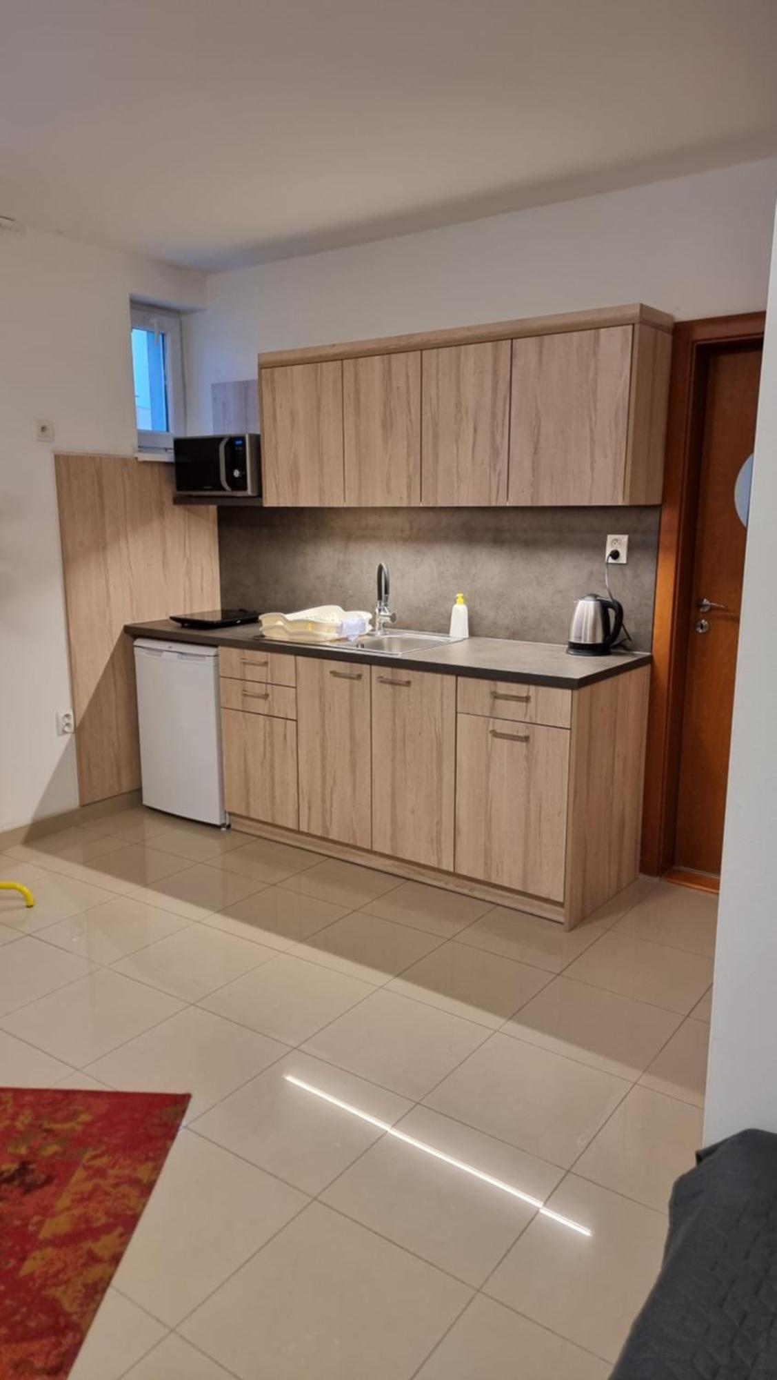 Turecka 49 Apt 2 Nové Zámky エクステリア 写真